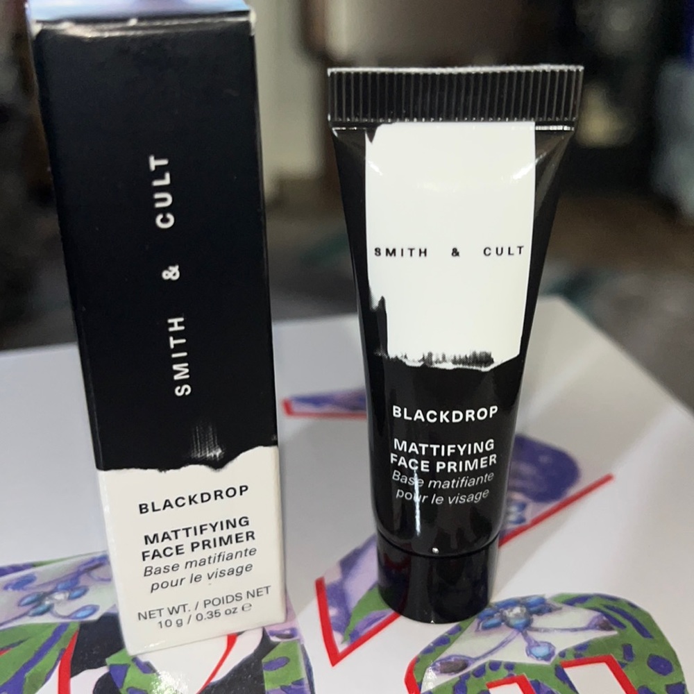 SMITH & CULT matifying face primer
